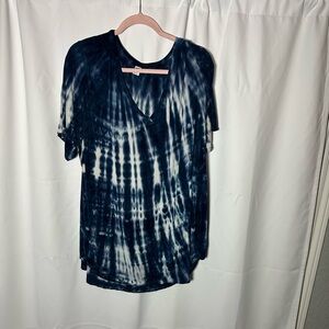 Old navy blue and white Tie-Dye V-Neck T-Shirt